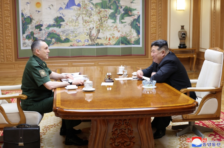 N. Korean leader discusses military ties with visiting Russian vice defense minister