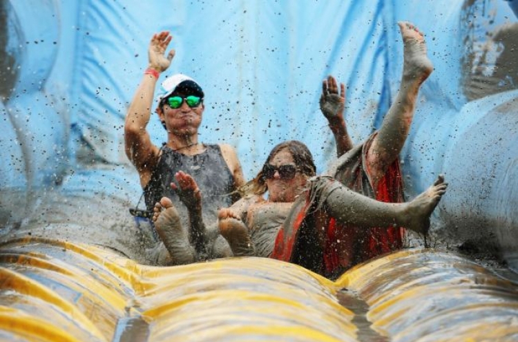 Boryeong Mud Festival offers therapeutic tourism at beauty and wellness center