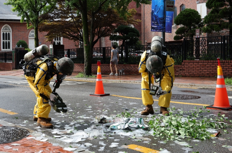 N. Korea sends some 500 trash balloons into S. Korea earlier this week