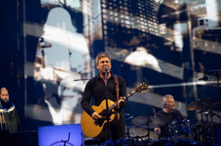 [Herald Review] Noel Gallagher rocks Korean music fans across generations