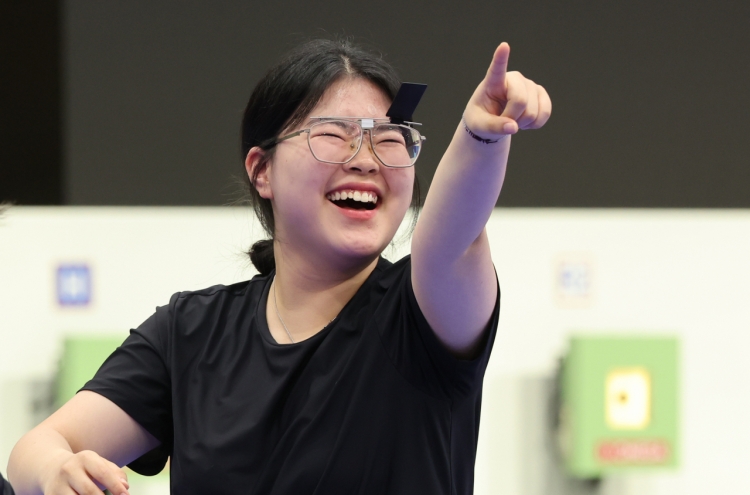 S. Korea's Oh Ye-jin, Kim Ye-ji win gold, silver in women's 10m air pistol shooting