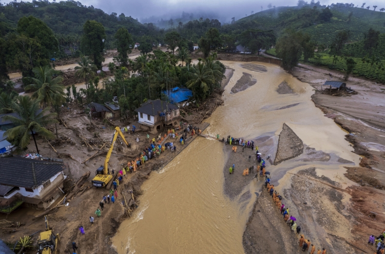 Death toll in India landslides at 188, more people feared trapped