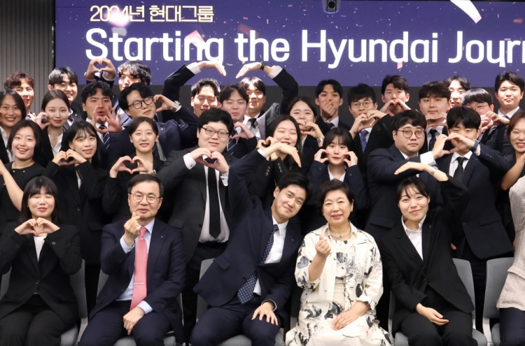 [Photo News] Hyundai chair welcomes new employees