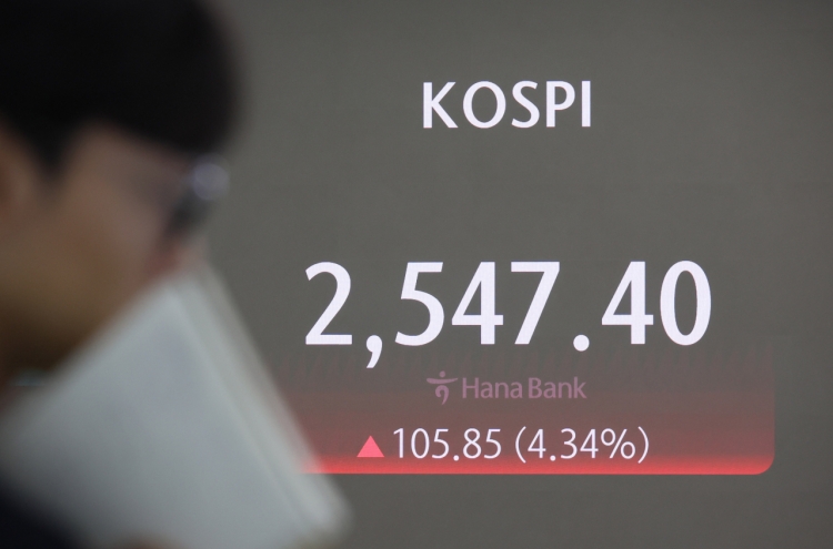 Seoul shares open sharply higher after worst crash