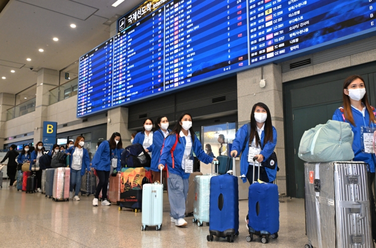 100 Filipina caregivers arrive in Seoul for 6-month pilot program