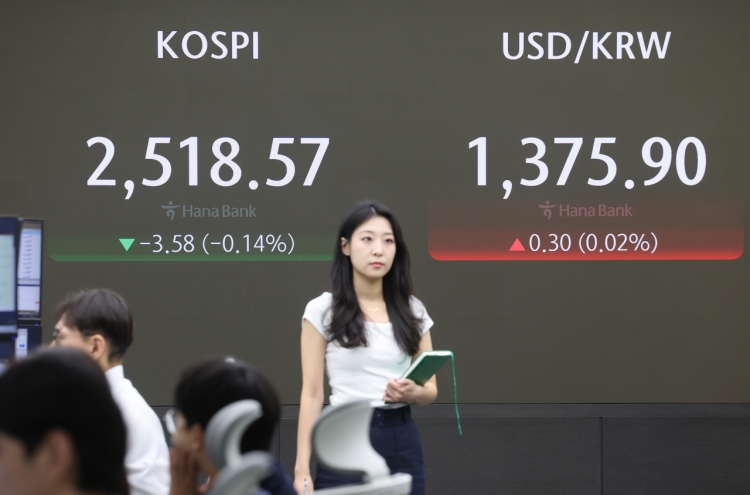 Seoul shares open higher on US gains, but jitters linger