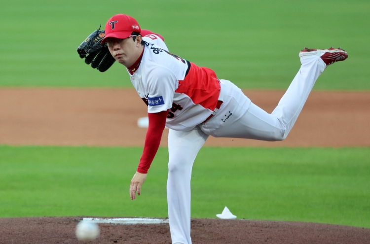 KBO's new strikeout king proves nice guys can finish first