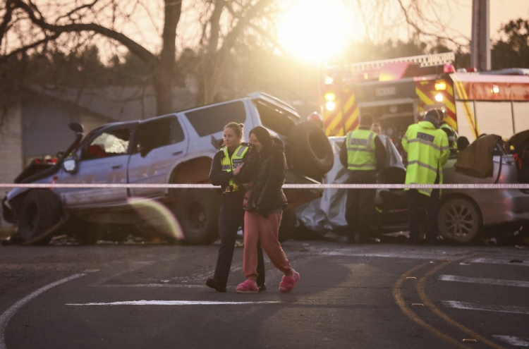 Head-on collision of 2 vehicles in New Zealand kills 3 South Korean skiers