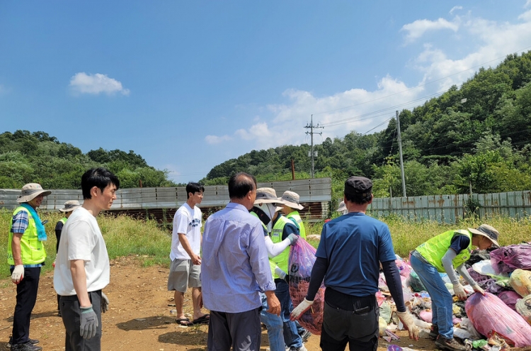 In Andong, $1,500 accidentally thrown in trash returns to owner