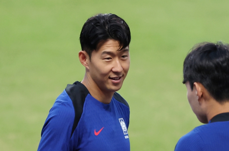 Son Heung-min earns 128th cap, alone in 4th on all-time S. Korean list