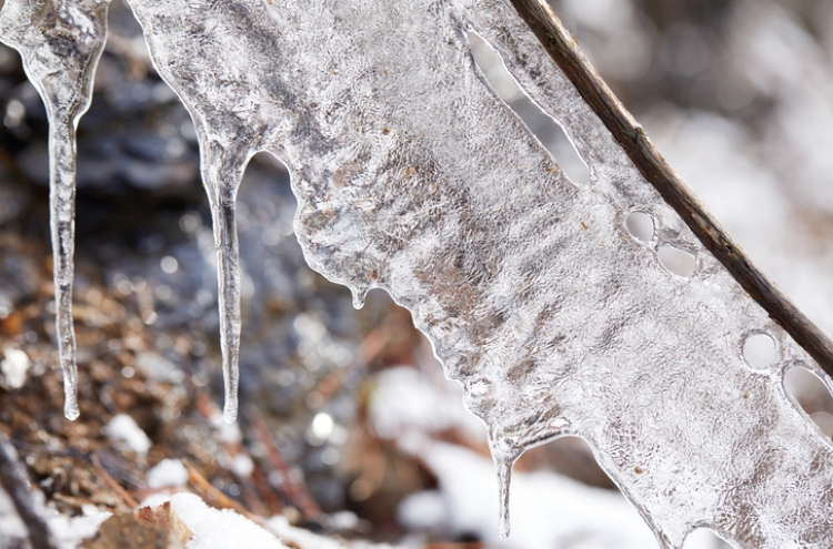 Meteorologist who predicted summer heatwave warns extreme winter cold