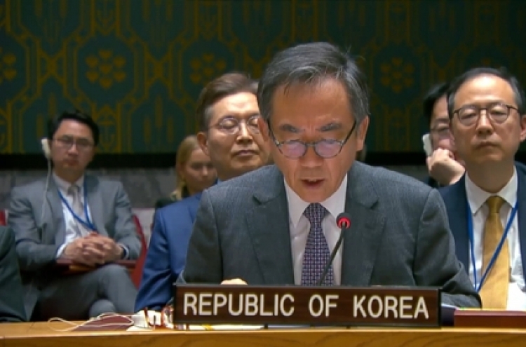 S. Korean FM cites N. Korea-Russia arms transactions as case of UNSC 'limitations'