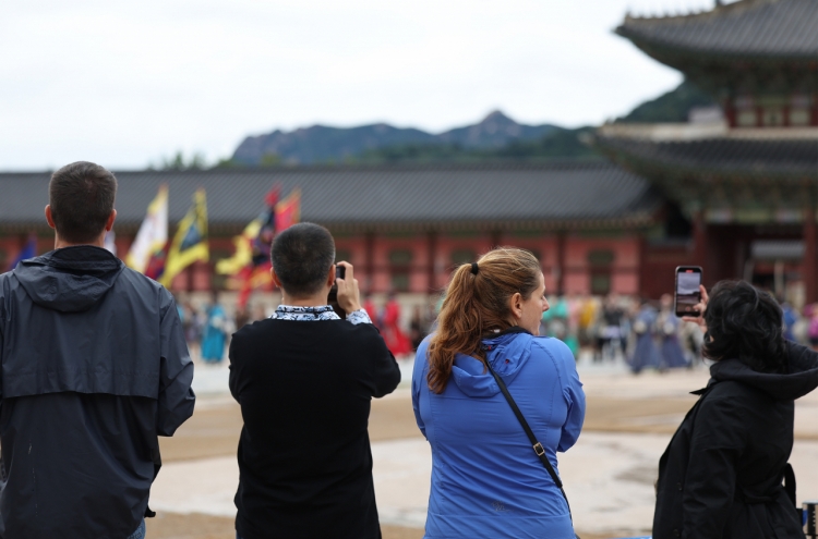 'Forced shopping' present in tourist packages: Seoul