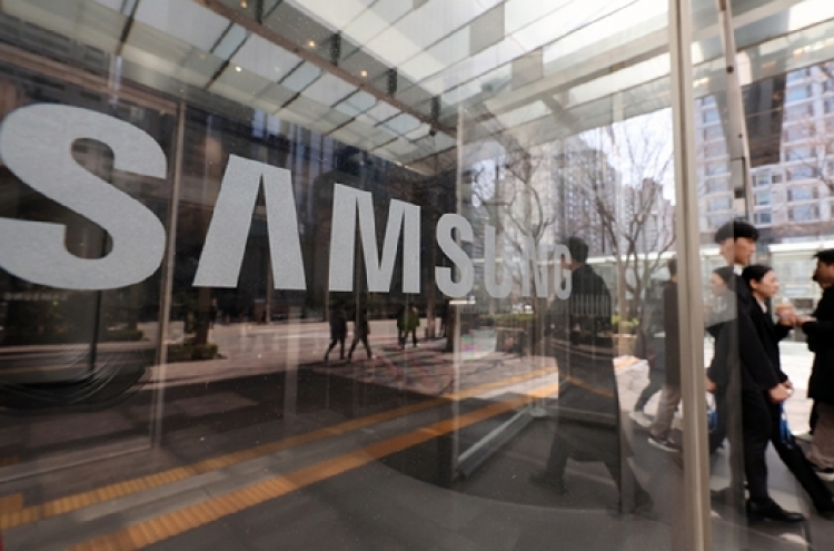 Samsung tightens its belt amid crisis winds