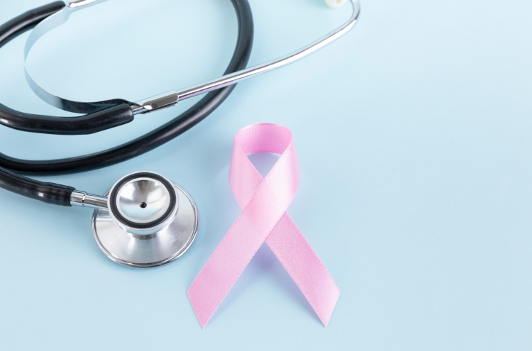 Low-income patients less likely to survive cancer: study