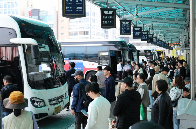 Ticketing system error disrupts bus terminals across nation