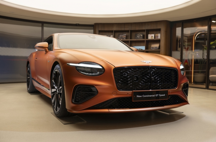 Bentley’s fastest luxury coupes arrive in Korea with hybrid power