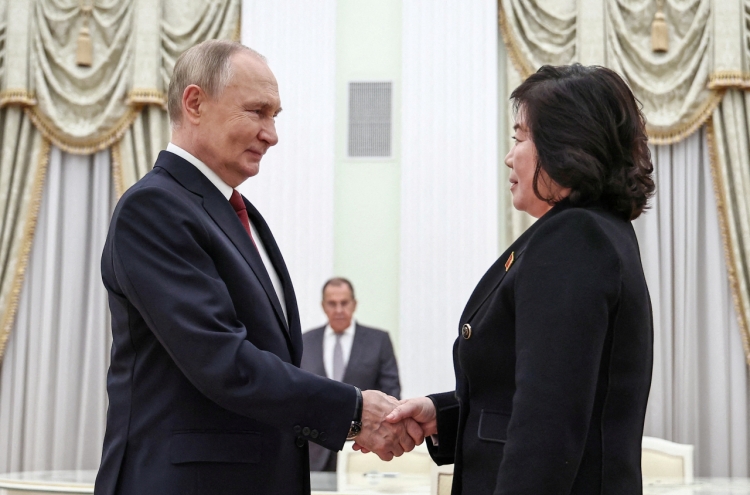 Putin meets N. Korean FM Choe: TASS