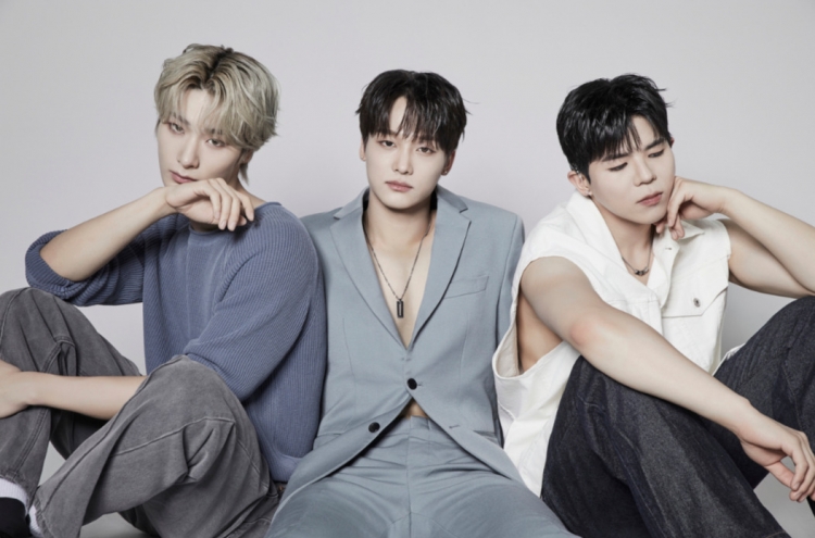 Deaf K-pop trio Big Ocean reach out to global fans with first EP 'Follow'