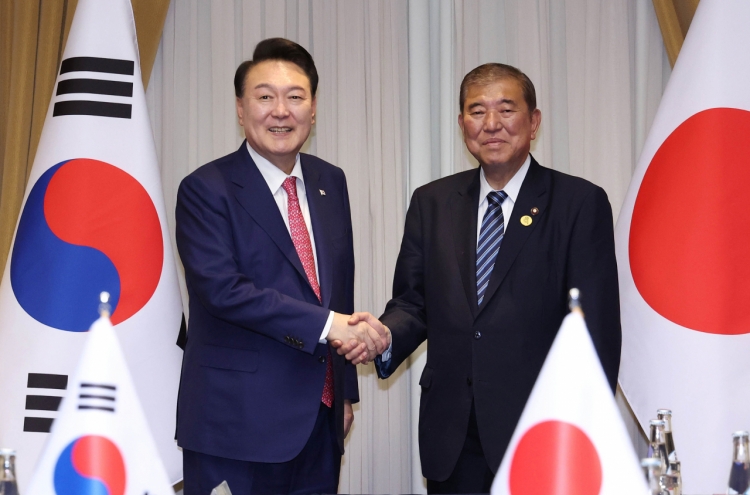 Yoon, Ishiba voice concerns over NK-Russia military cooperation, agree to continue 'shuttle diplomacy'