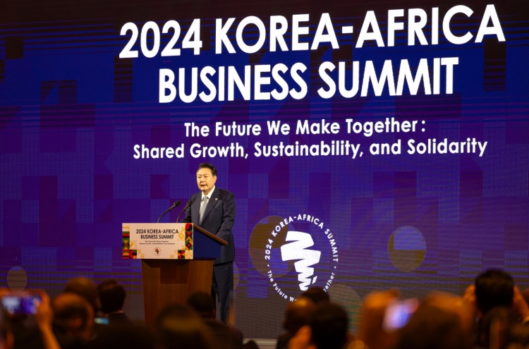 Trade minister calls for strengthening foundation for economic cooperation with Africa