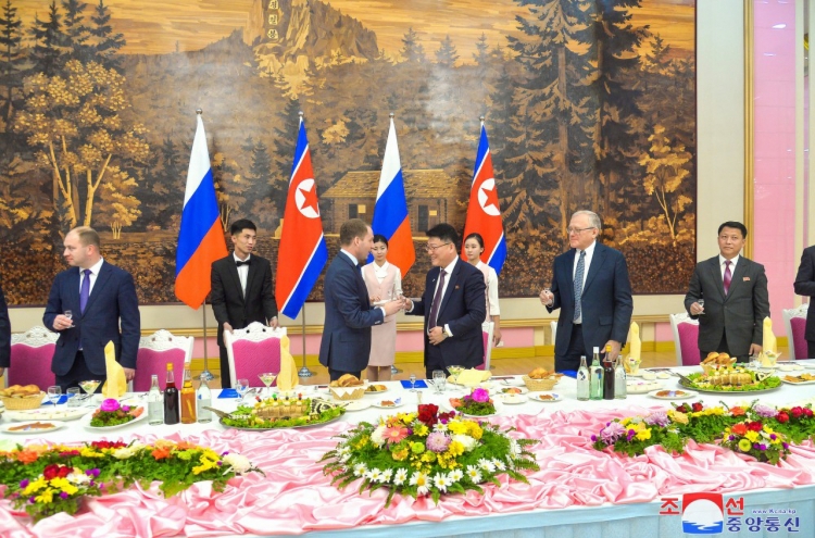 N. Korea, Russia discuss issues of mutual cooperation at committee meeting on economy