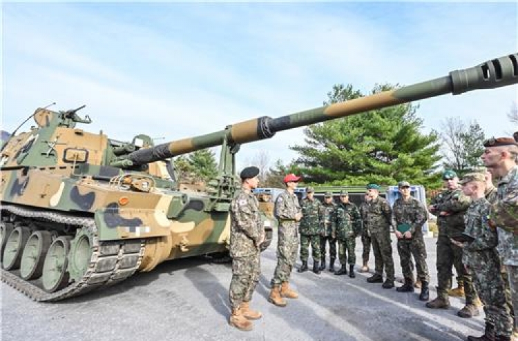 Foreign troops train with K9 howitzer, K2 tank in S. Korea