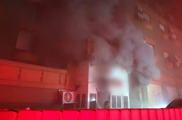 18 injured in motel fire in Hwaseong