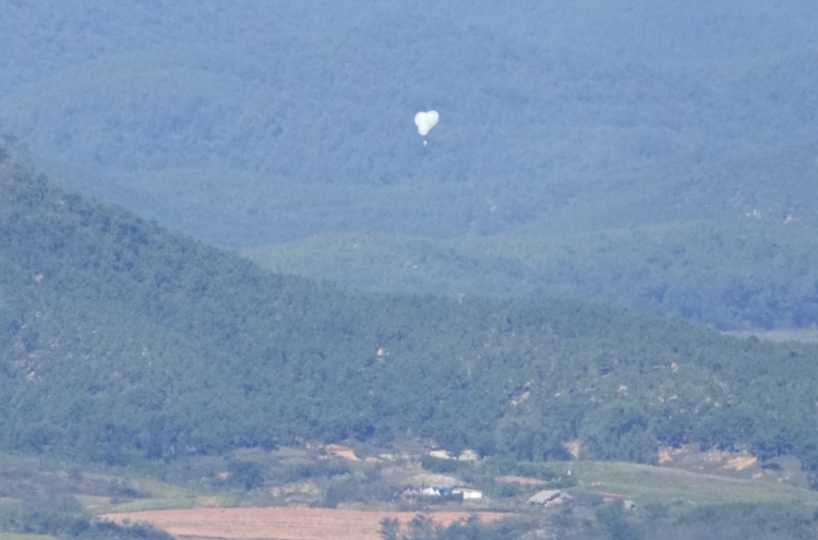 N. Korea launches 32nd wave of trash balloons, anti-S. Korea leaflets