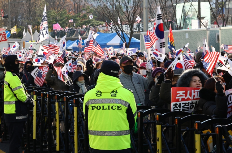 "Denture-tube:" South Korea's YouTube conspiracy machine