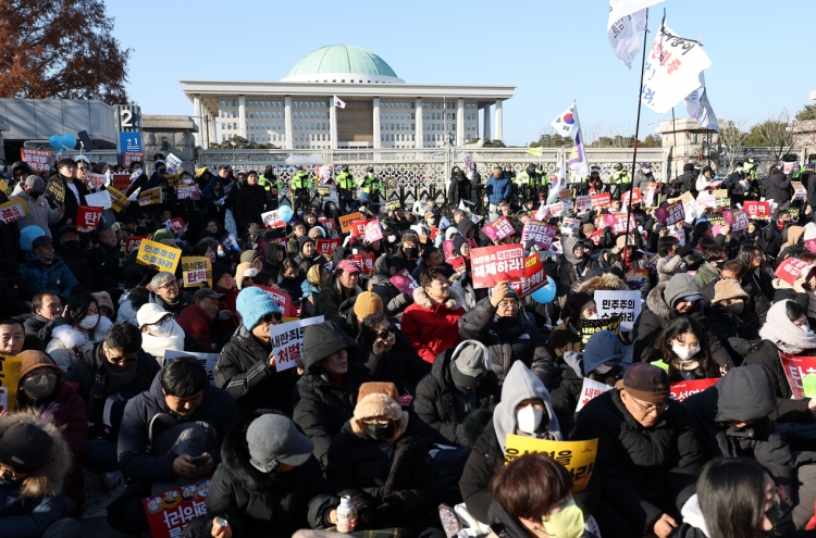 Hours before second impeachment vote, Seoul streets fill with rival protests