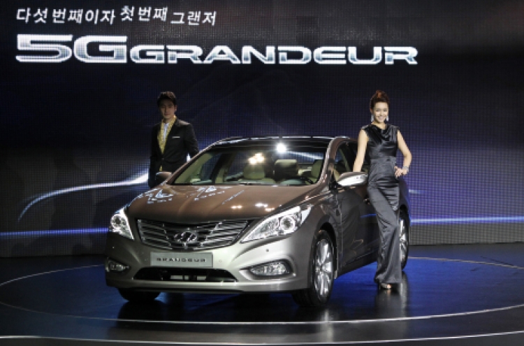 Hyundai unveils Grandeur