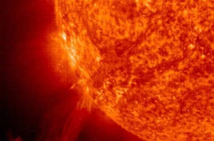 Space weather could wreak havoc in gadget-driven world