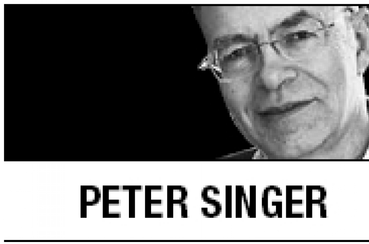 [Peter Singer] Global justice and military intervention