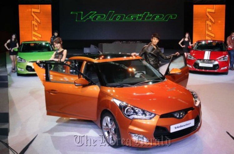 Hyundai unveils new 3-door compact car
