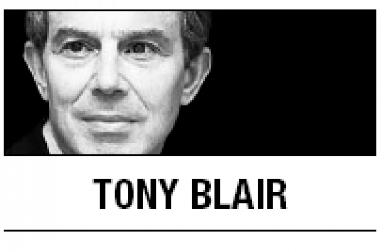 [Tony Blair and Ray Chambers] Progress in the fight against malaria