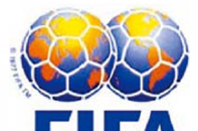 Blatter rejects crisis talk as scandal widens