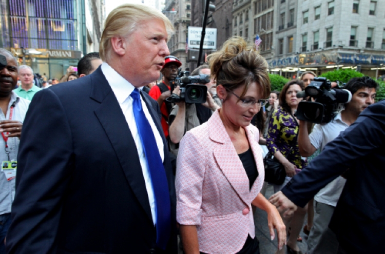 Palin stops off in N.Y. to visit Trump