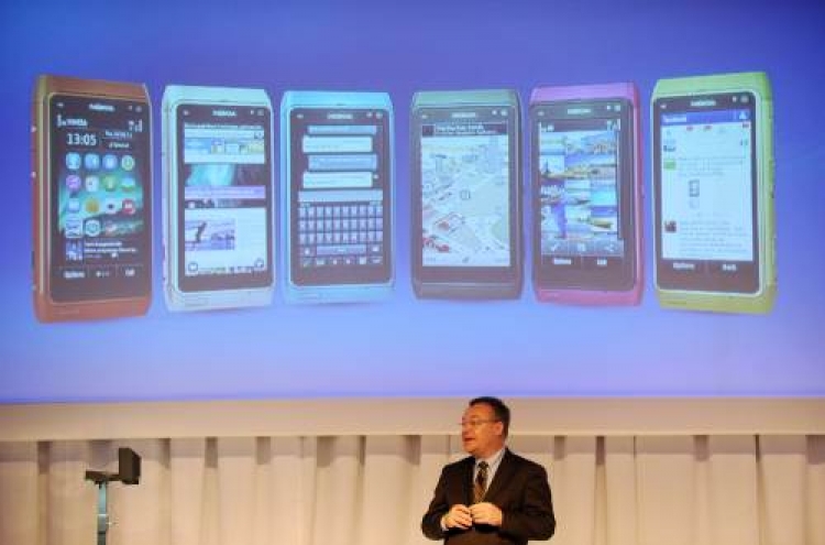 Nokia unveils mobile  phones in Asia to stem Google, Apple advance