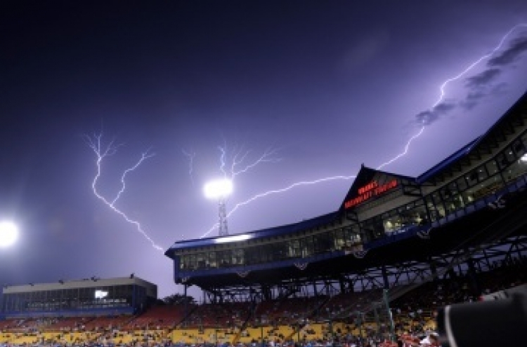 Men five times more likely to be struck by lightning than women