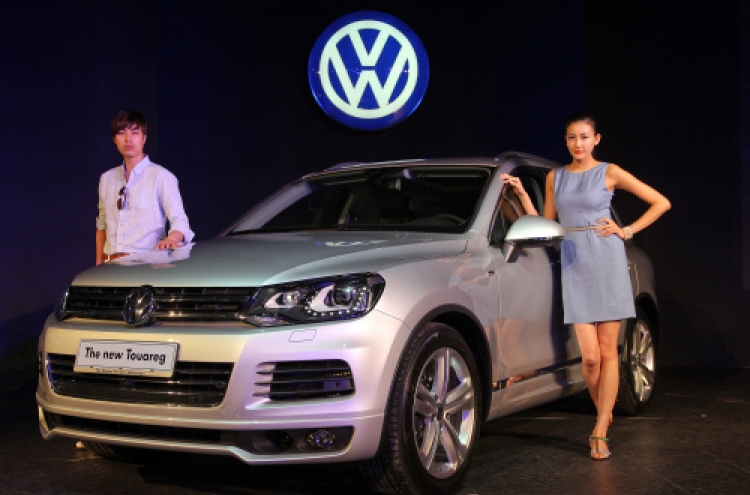 Volkswagen launches new Touareg crossover SUV in S. Korea