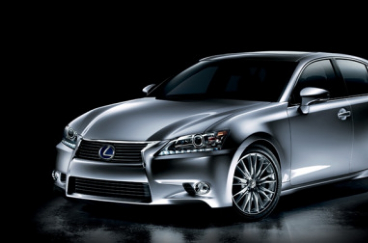 Lexus readies new GS to win sales lost to BMW, Mercedes