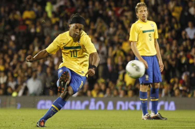 Leandro scores as Brazil beats Ghana in friendly