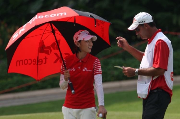 Choi leads in LPGA Malaysia