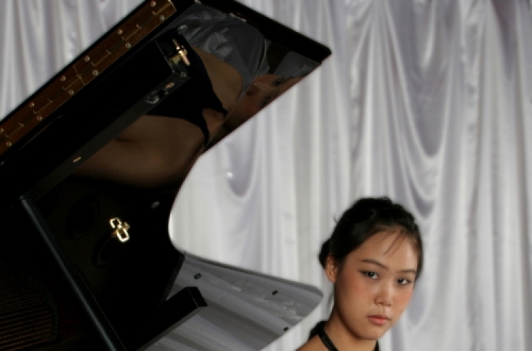Pianist Son Yeol-eum to play Liszt with Suwon Phil