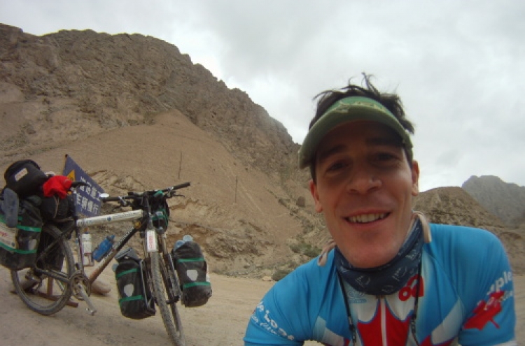 Cyclist to pedal two Americas for charity