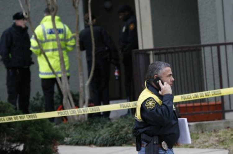 Texas police: Man in Santa suit killed 6 relatives