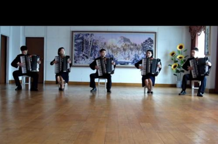 North Korean accordion players are a YouTube hit