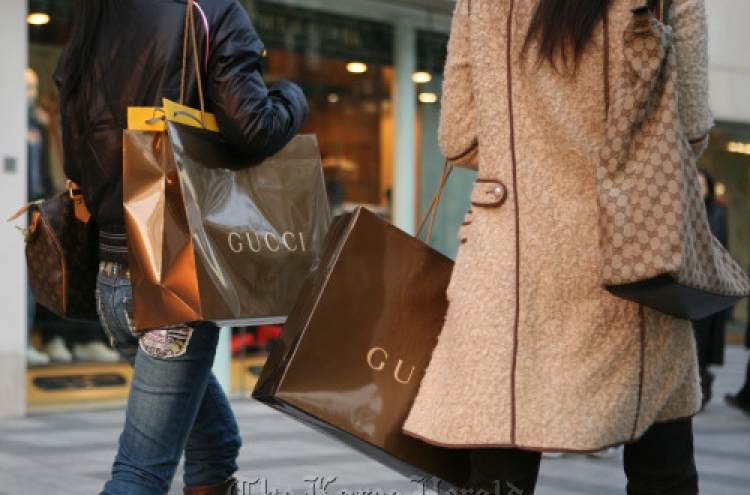 Luxury brands face Chinese rivals