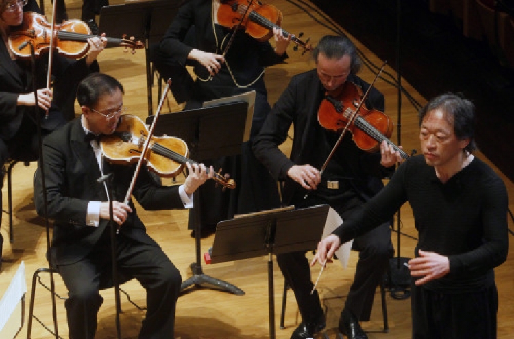 Musical harmony: NKorean, French orchestras play